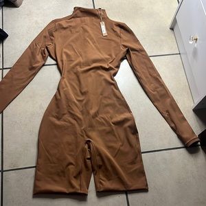 skims body suit